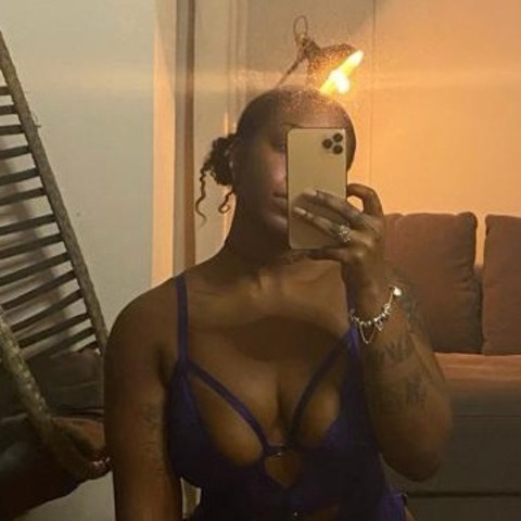 bluuee99 avatar