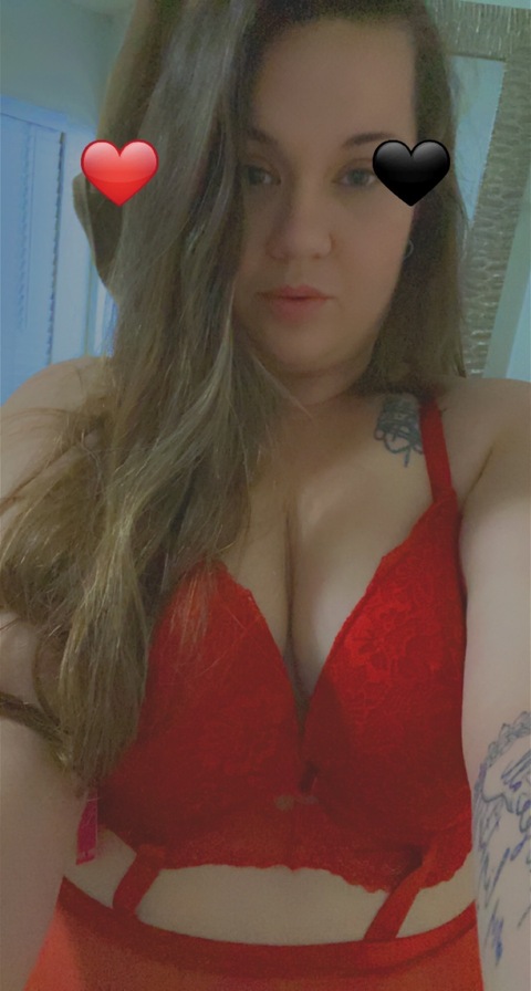 daddyssgirll728 avatar